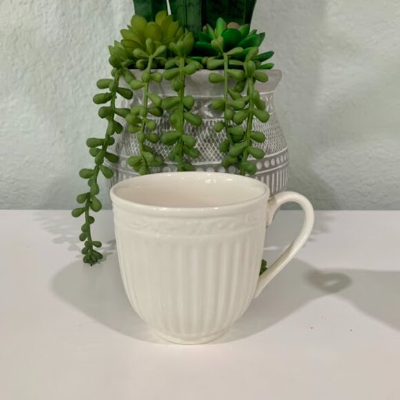 VTG~Mikasa Italian Countryside Creamer Sugar + 4 mugs - Picture 6 of 6